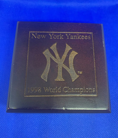 2023 Topps Chrome Baseball Delight 12 Box Case